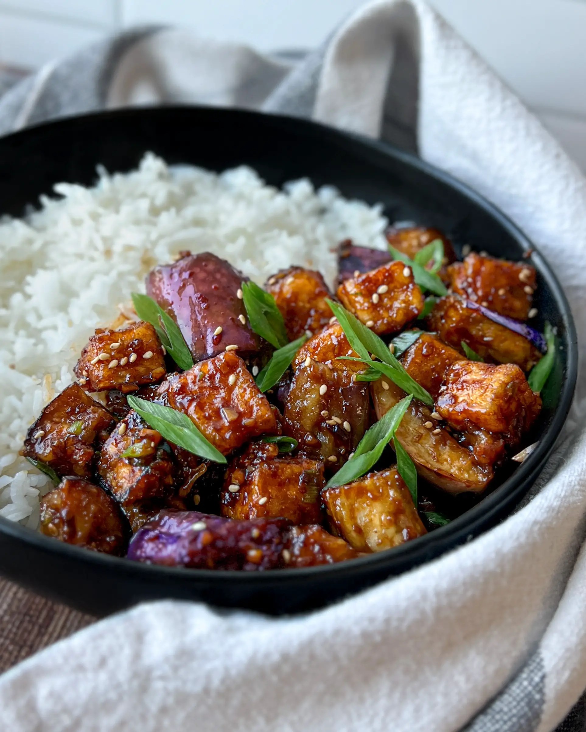 GARLIC EGGPLANT & CRISPY TOFU