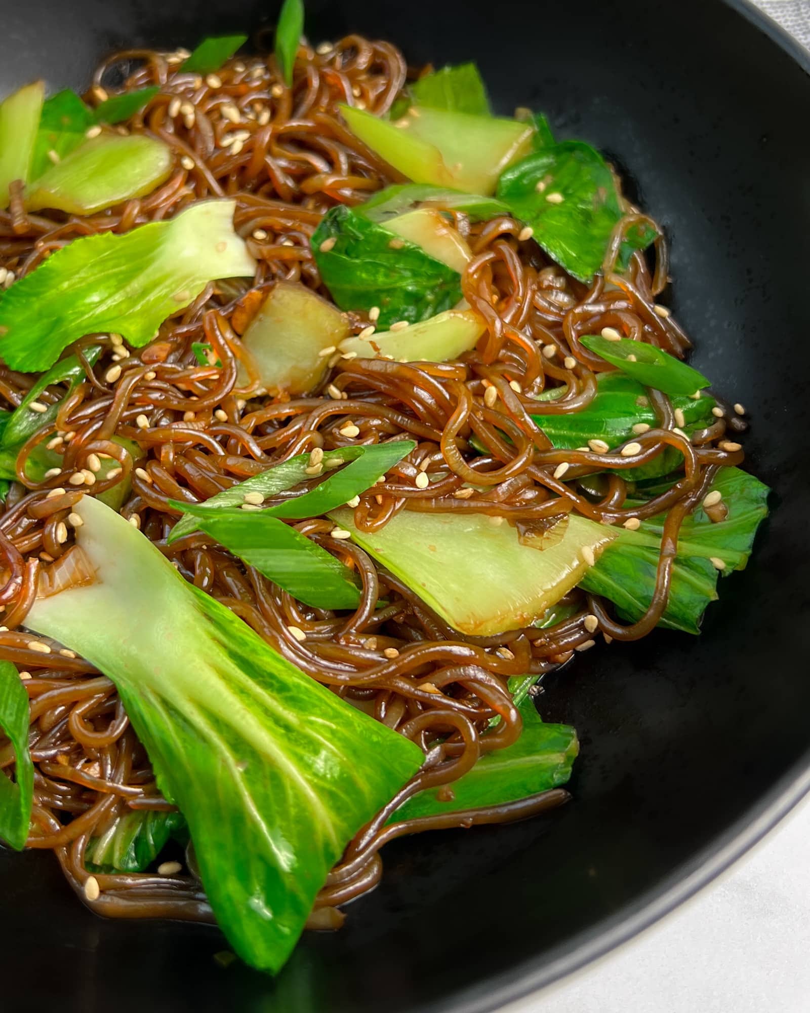 STIR FRY SHIRATAKI NOODLES