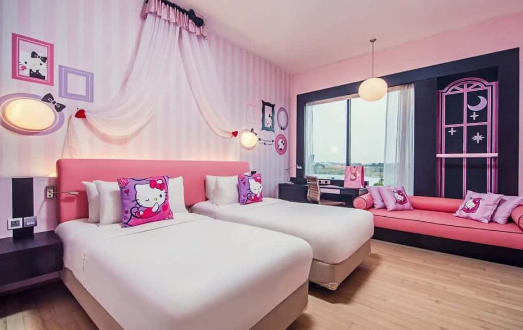 Hello Kitty Bedroom Theme Designs